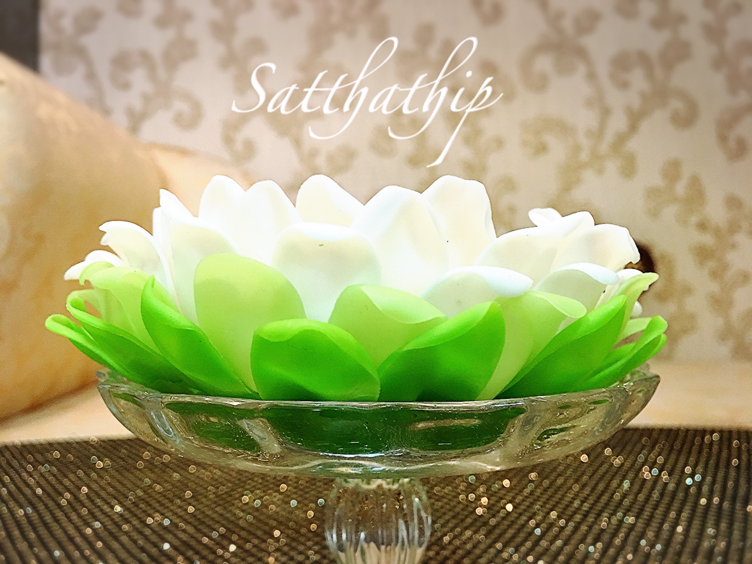 ถาดมะลิ ประดิษฐ์จากดิน/ ฐานรองพระ ประดิษฐ์จากดิน/ ถาดมะลิ-Lotus Tray