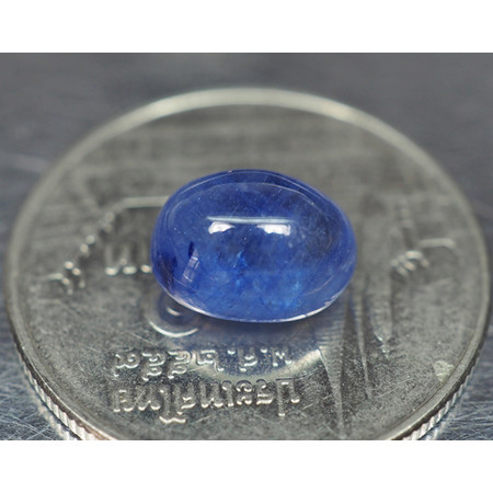 พลอยไพลินหลังเบี้ย (Sapphire) 2.95 กะรัต