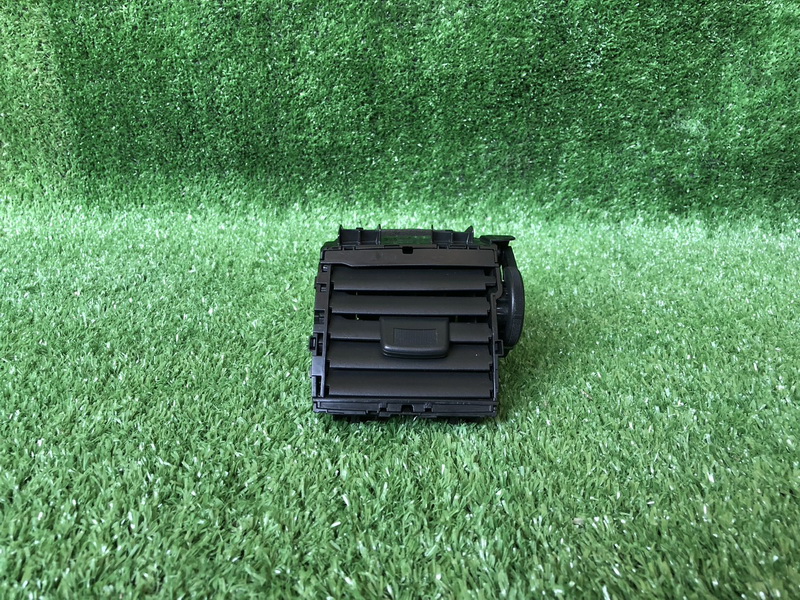 ช่องลมแอร์รถยนต์