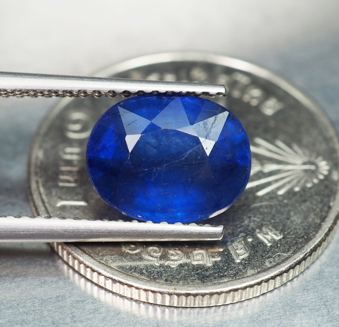 พลอยไพลิน (Sapphire) 3.55 กะรัต