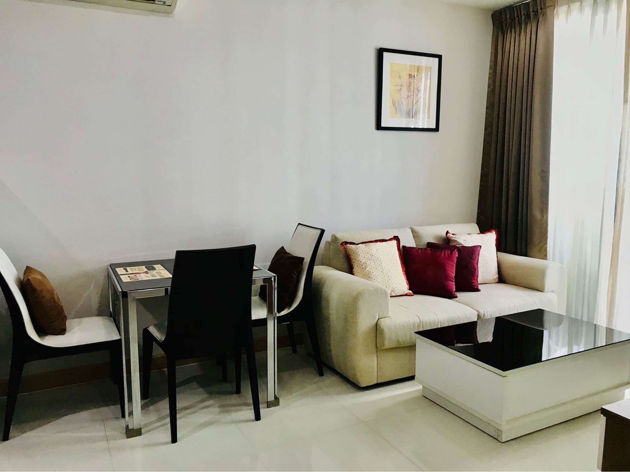 The President Condo Sukumvit81