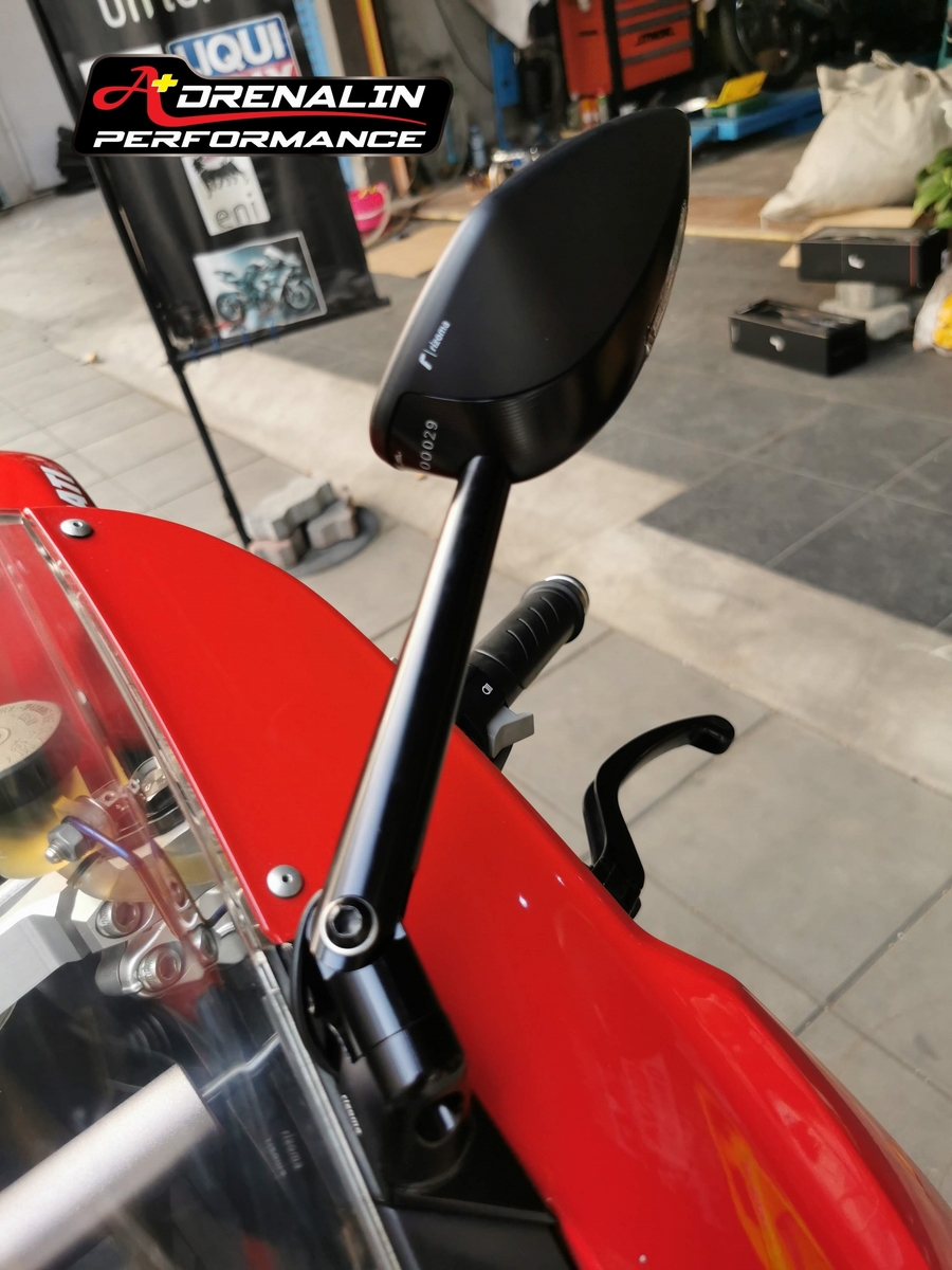 กระจก Rizoma รุ่น Fast สำหรับ Panigale V4 พร้อมไฟเลี้ยว