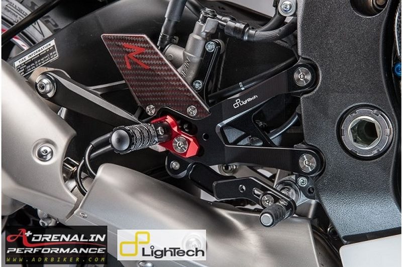 ชุดเกียร์ Lightech R Version (Version Adjustable Rearsets) สำหรับ R1 ปี 2015 ขึ้นไป