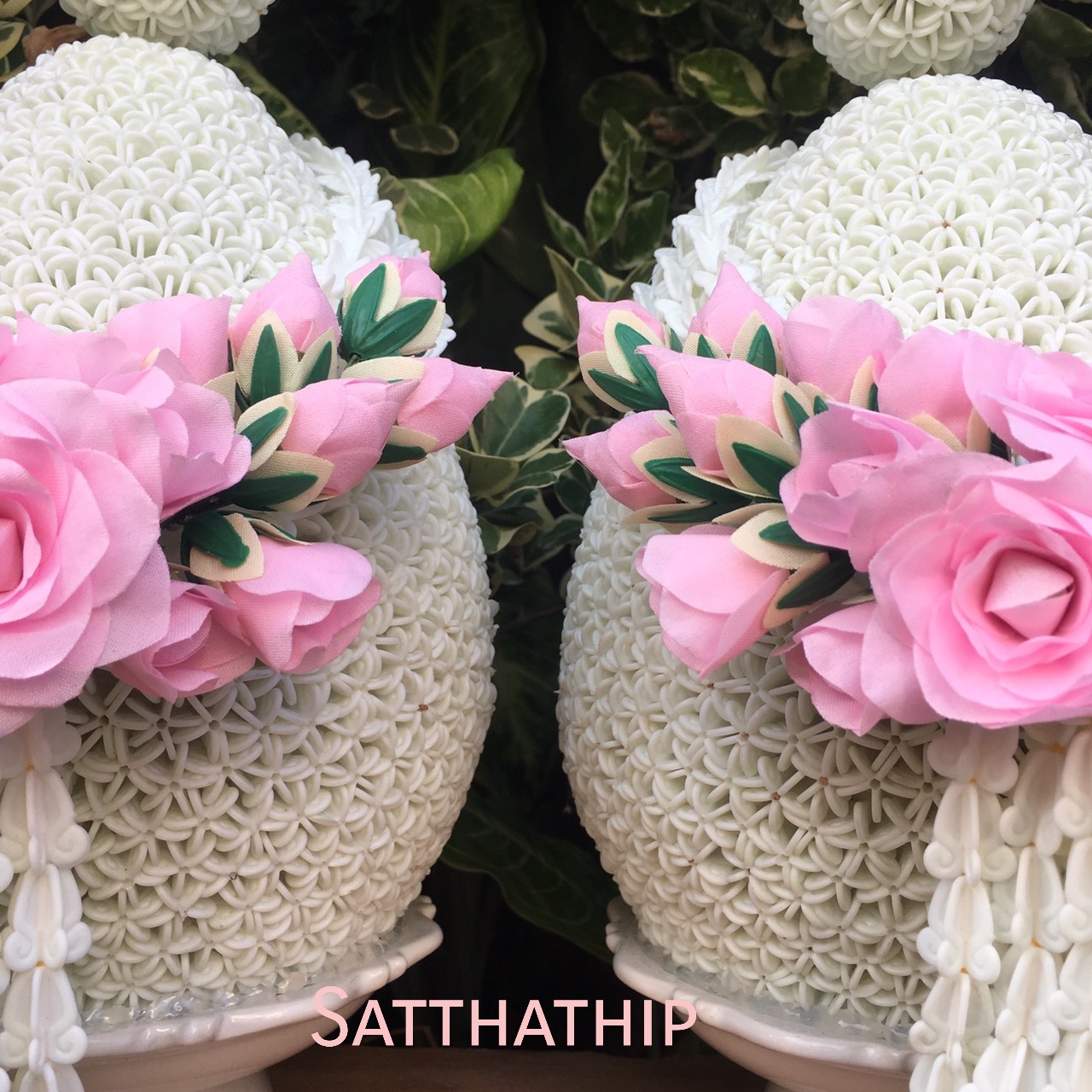 พานพุ่มดอกรักประดิษฐ์ [7"]