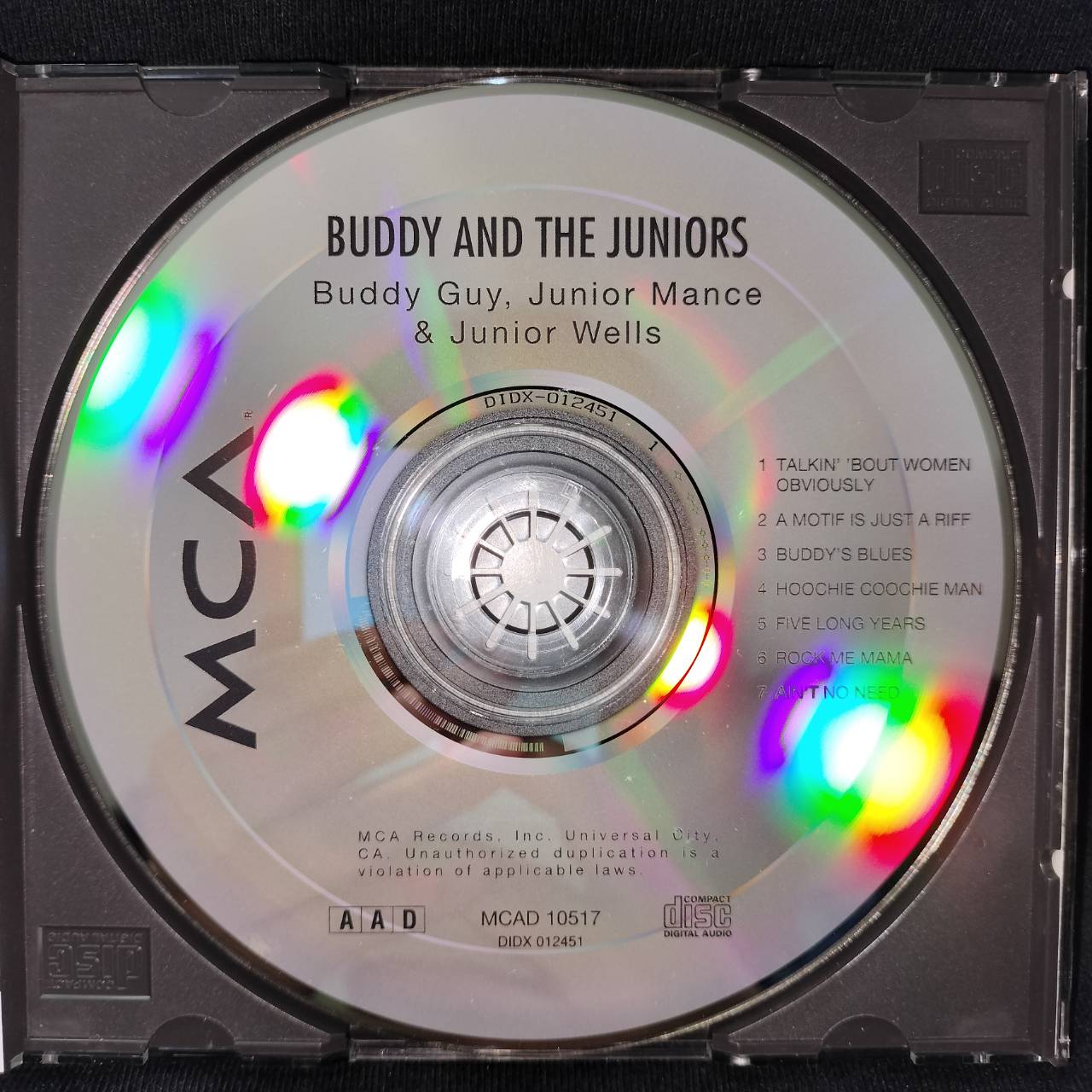 Buddy Guy, Junior Mance & Junior Wells – Buddy And The Juniors / USA / ปกมีจุดเหลือง / แผ่นดี