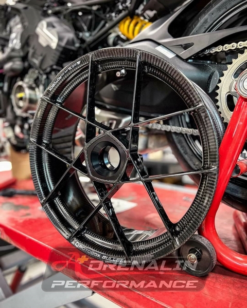 ล้อคาร์บอน Rotobox 10ก้าน สำหรับ Street fighter V4 ลาย Bullet