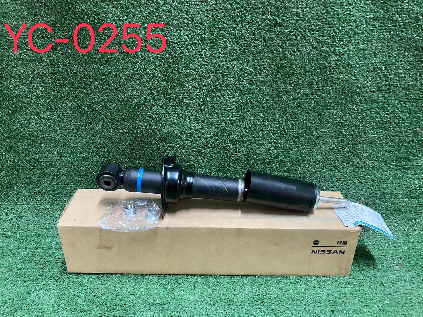 โช๊คหน้า Nissan Navara 2007-13