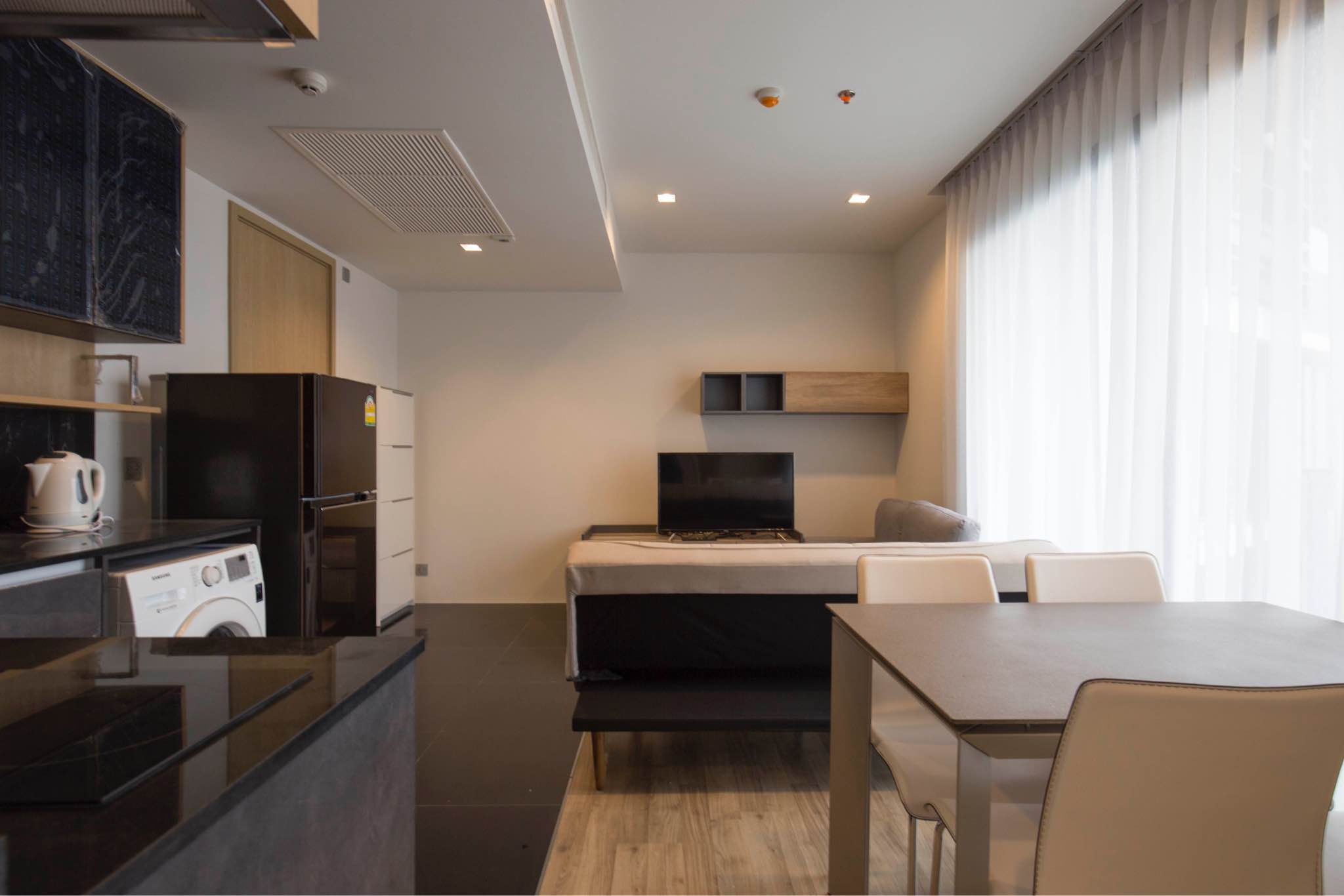 The Line Jatujak Mochit