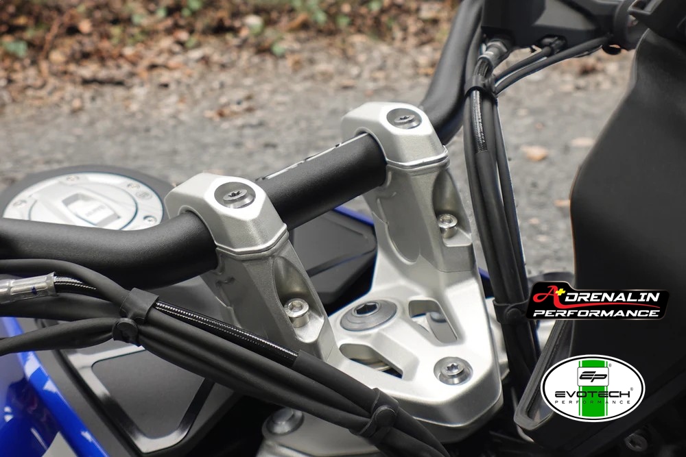 evotech ตุ๊กตาแฮนด์ ยกเยื้องเข้าหาตัว ขี่สบายขึ้น หลังตรง made in UK