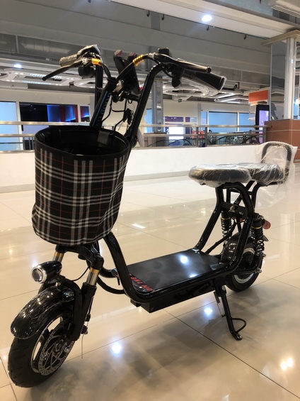 Scooter ไฟฟ้า2018 48V350W พร้อมโช๊คอัพ สำหรับเด็ก+ผู้ใหญ่รับน.นได้120ก.ก แบตเตอร์รี่Lithium โครงสร้างแข็งแรงพับเก็บง่ายใส่ท้ายรถเก๋งไปเที่ยวตจว.ได้