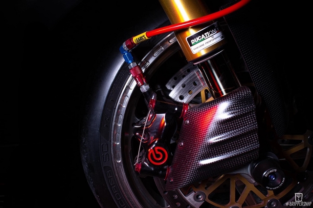 ตัวดักลมคาลิเปอร์เบรคแบบคาร์บอน carbonworld สำหรับ S1000R 2014+