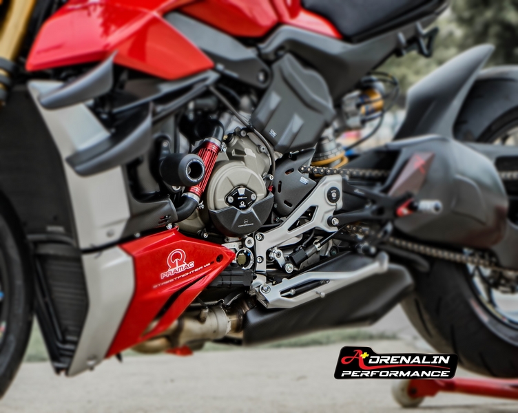 กันแคร้งคาร์บอน ซ้าย Ducati performance สำหรับ Panigale V4 2018+