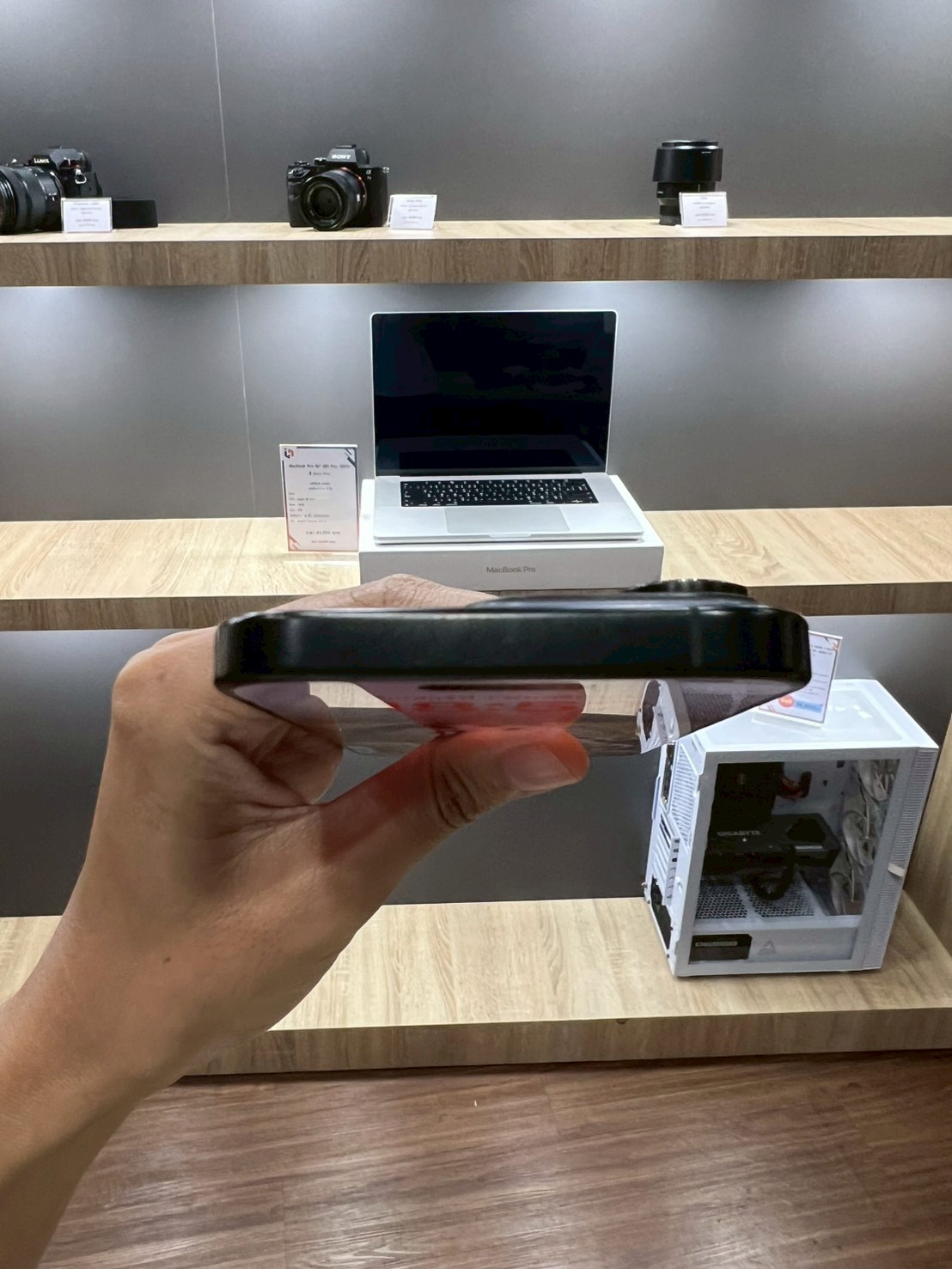 iPhone 16 Pro 128GB Black Titanium