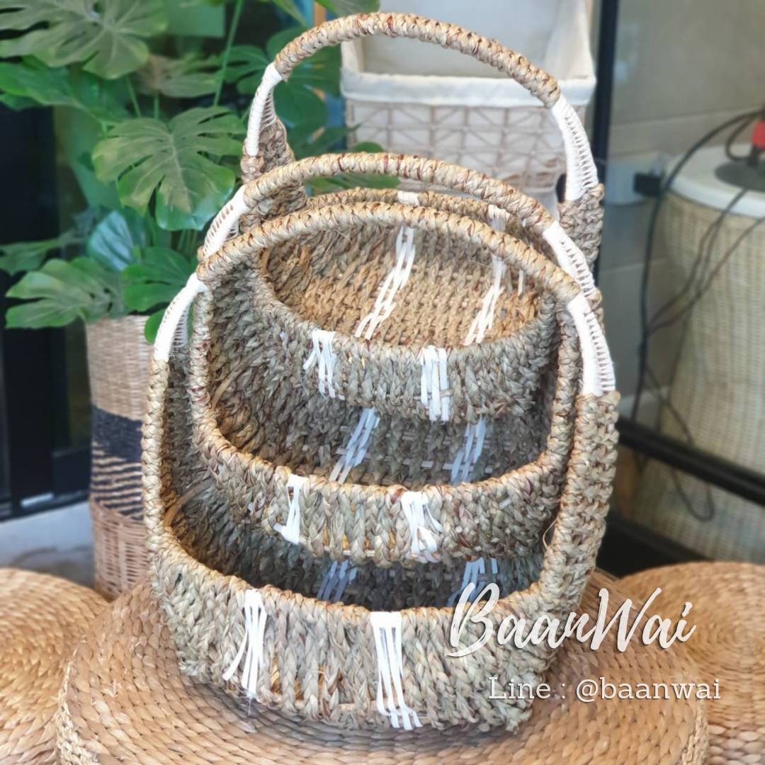 กระเช้า ทรงรี สานต้นกก (กระเช้ารุ่นแตงโม)