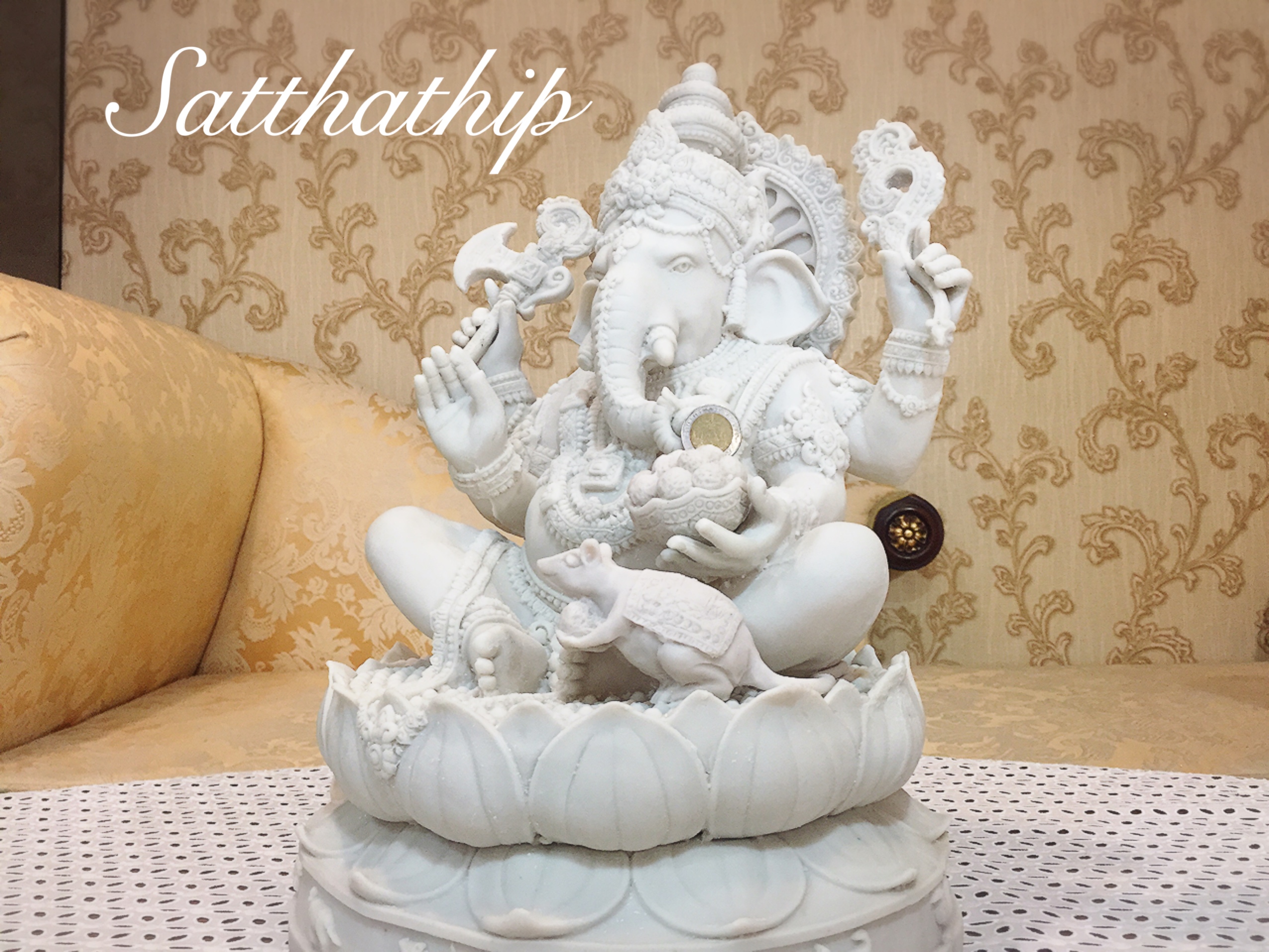 พระพิฆเนศ ปางสัมปทายะคเณศ (เรซิ่น) - Ganesha: Lord of Success