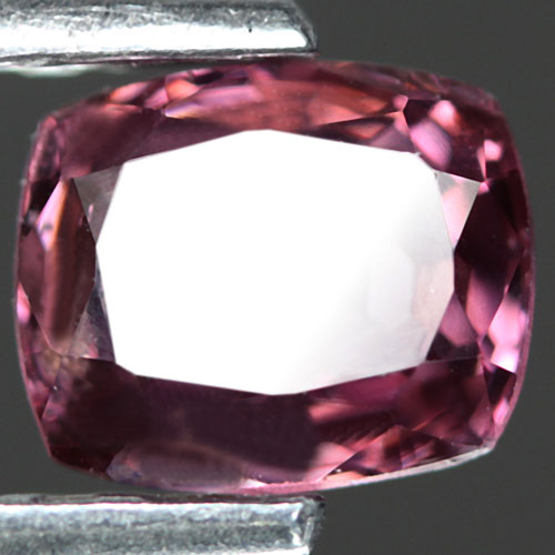 พลอยสปิเนล (Spinel) 1.05 กะรัตสีม่วงลดราคา