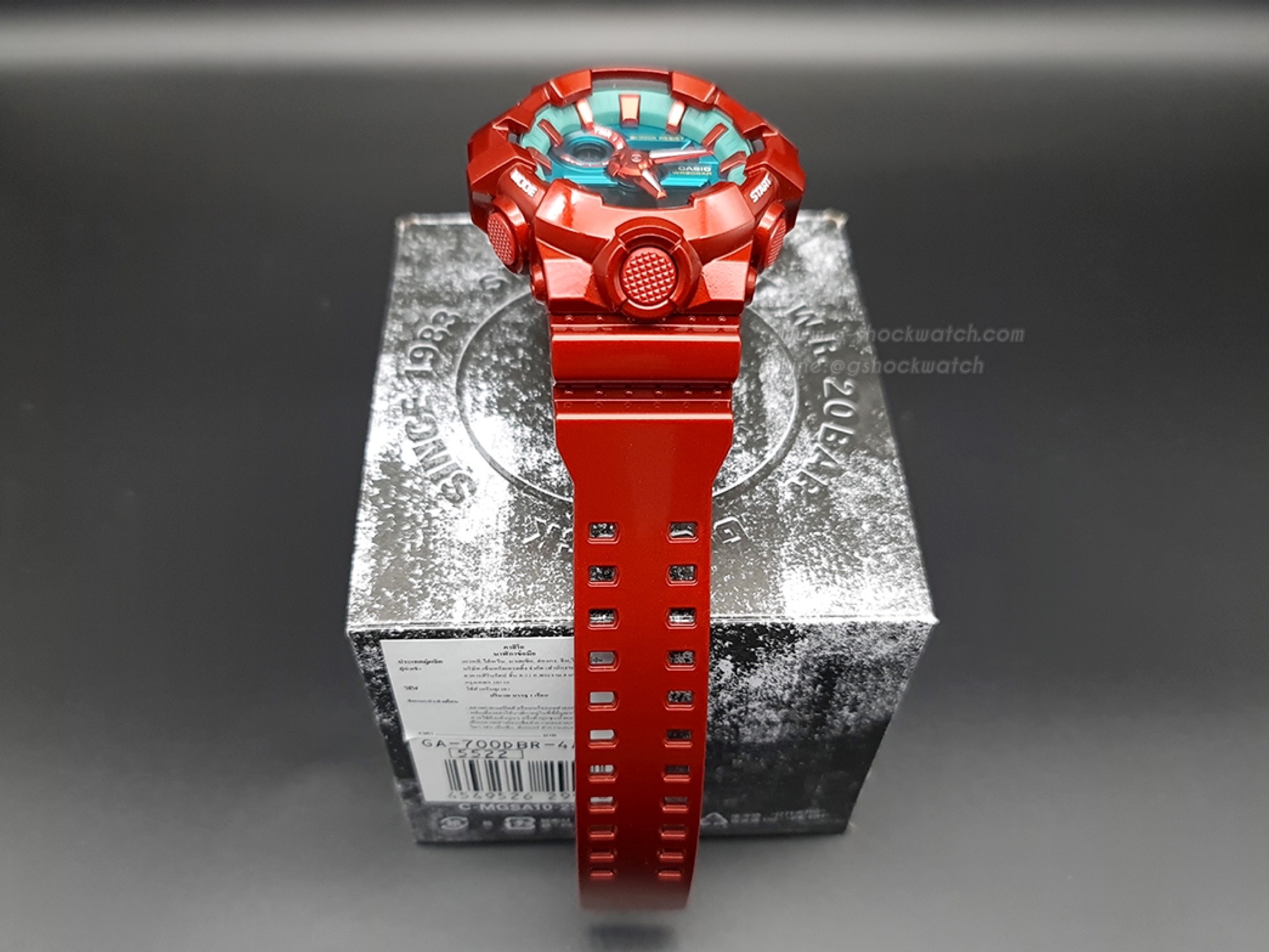 CASIO G-SHOCK นาฬิกาข้อมือ นาฬิกากันน้ำ นาฬิกาของแท้ ประกันศูนย์ CMG 1 ปี รุ่น GA-700DBR-4A