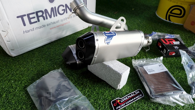 ท่อคู่ Termignoni สลิปออน ออกล่าง สำหรับ V4/V4s พร้อม กล่องจูน (For Exhibition only)