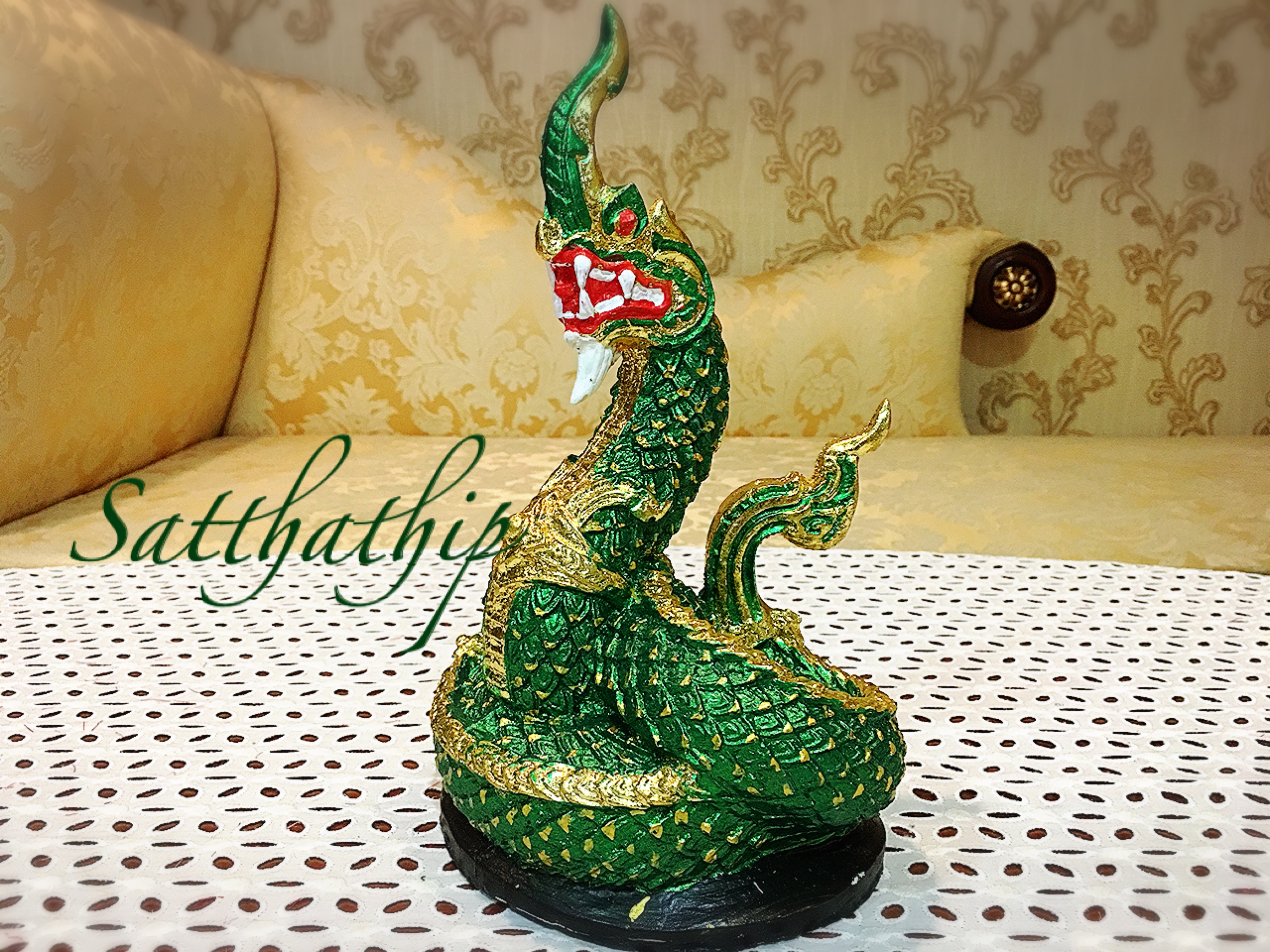 พญานาค (เซรามิก ลงสี) - Nāga