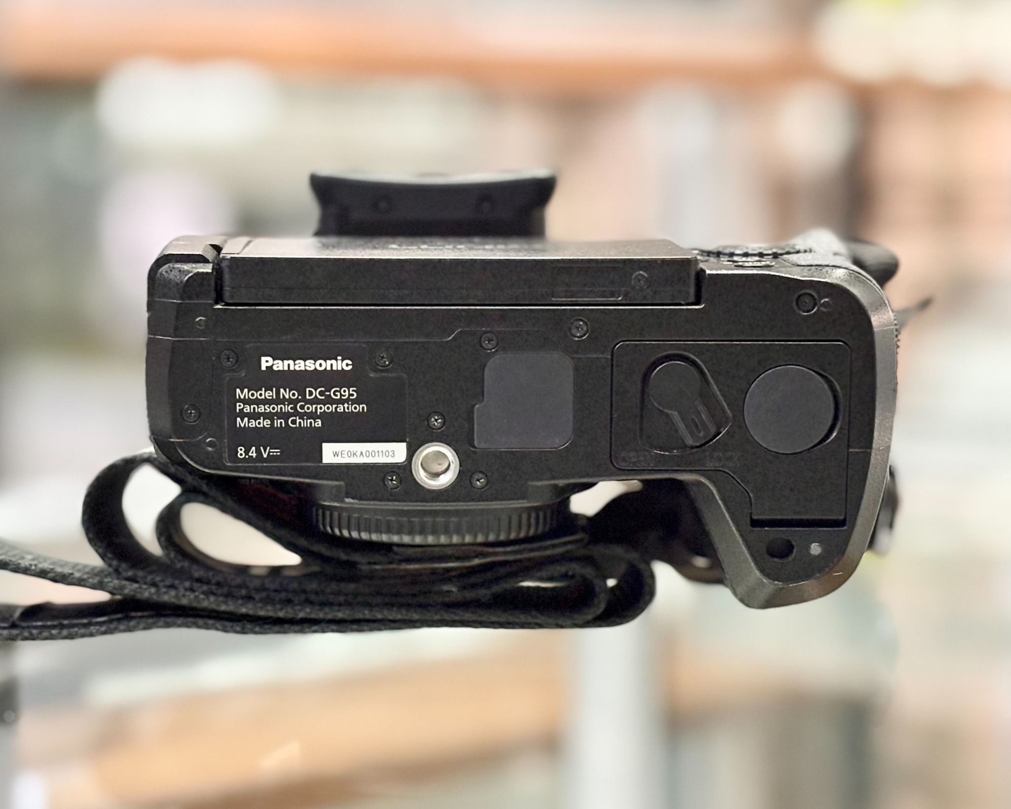 PANASONIC Lumix DC-G95 + Lumix Vario PZ 14-42 Lens