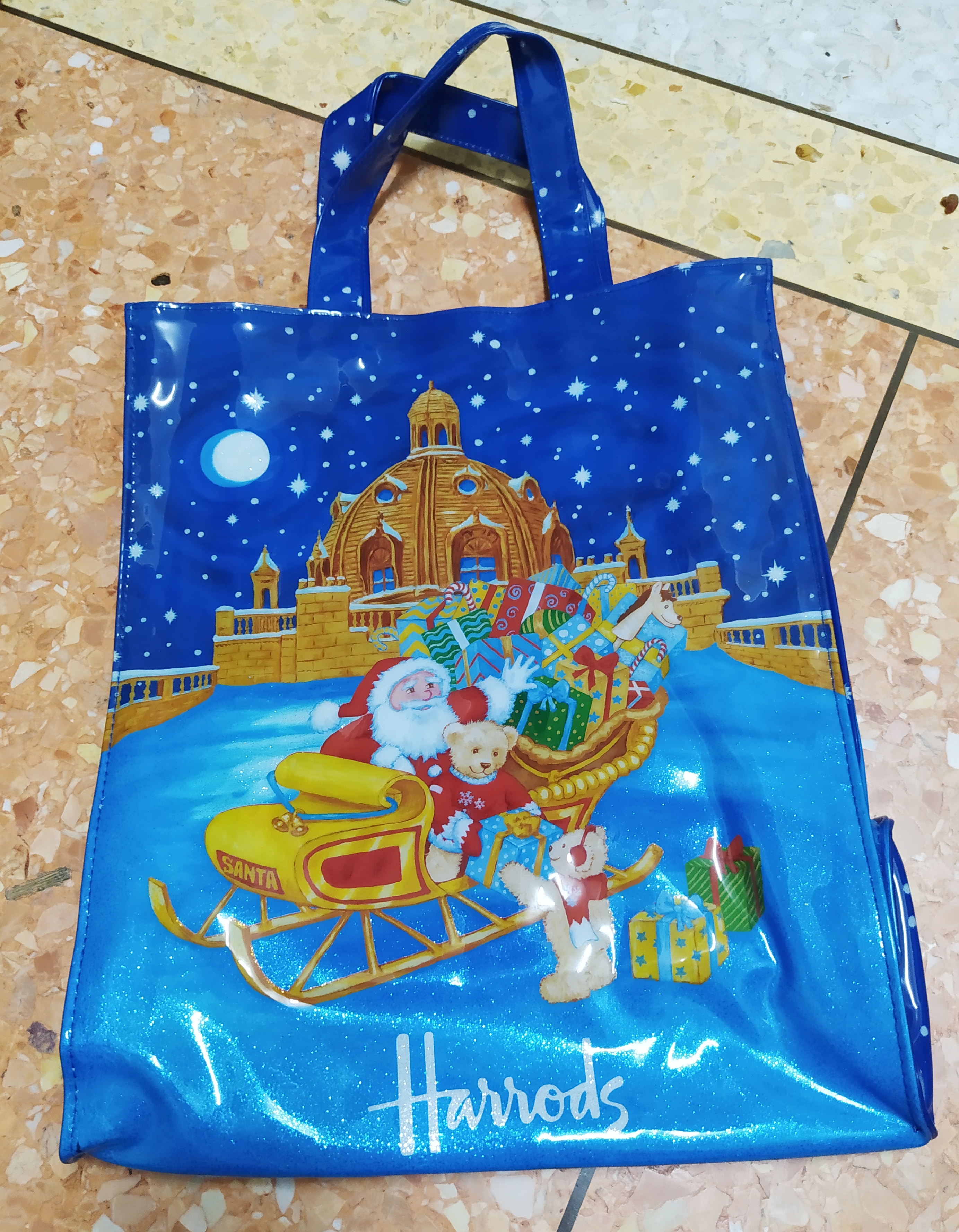 ส่งฟรี กระเป๋าแฮรอท Harrods ไซส์กลางระเป๋า ลายซานตาคลอส