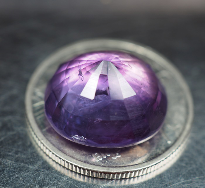 แอเมทิสต์สีม่วง (Purple Amethyst) 8.75 กะรัต