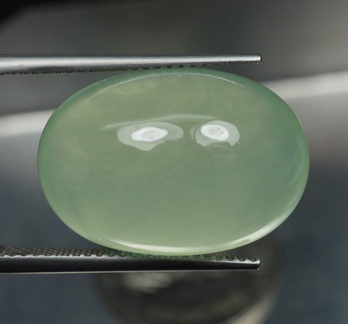 พรีไนท์สีเขียวสวย (Prehnite) 20.15 กะรัต