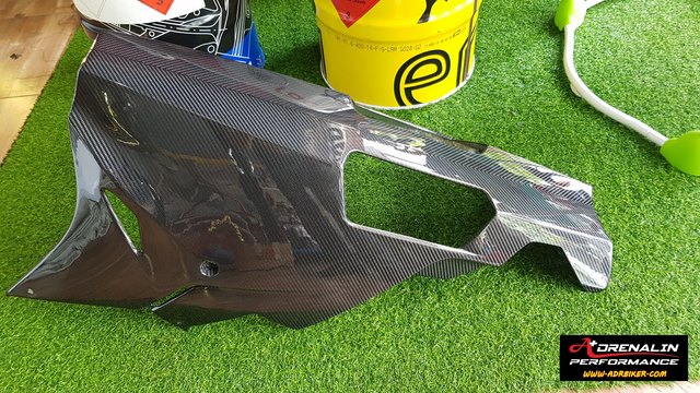 Carbonworld อกล่างคาร์บอน สำหรับ S1000RR 2015+