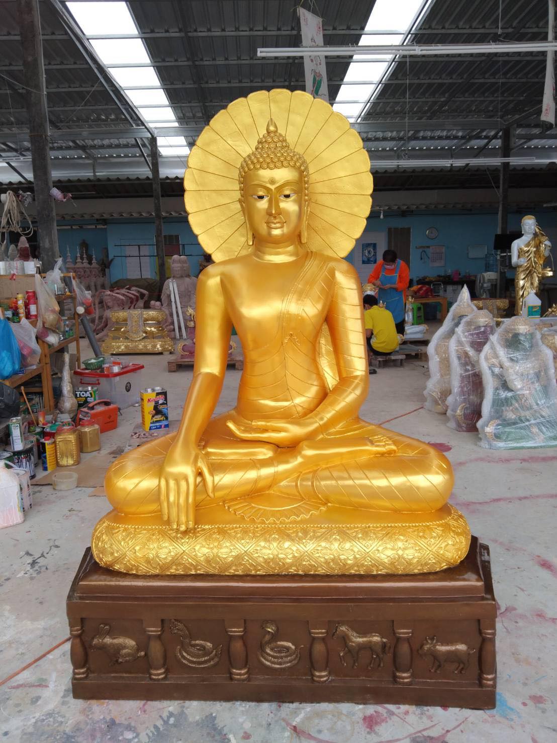 พระพุทธเมตตา หน้าตักพระ40นิ้ว องค์ใหญ่