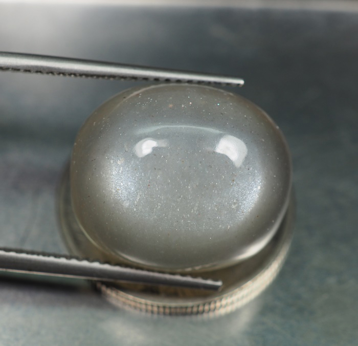 มูนสโตน (Moon Stone) 14.15 กะรัตสีเงิน