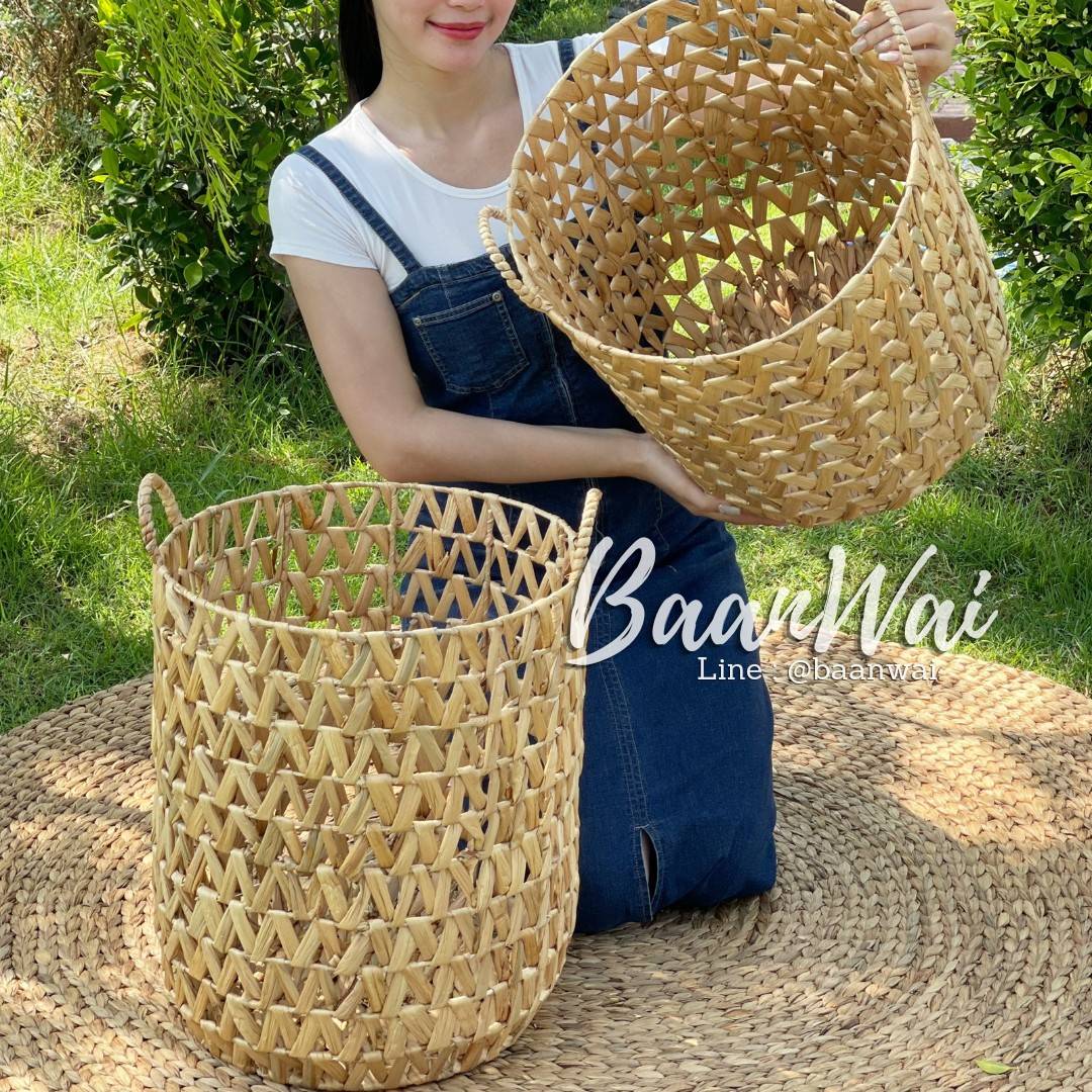 ตะกร้า อเนกประสงค์ ผักตบชวาสาน โครงเหล็ก