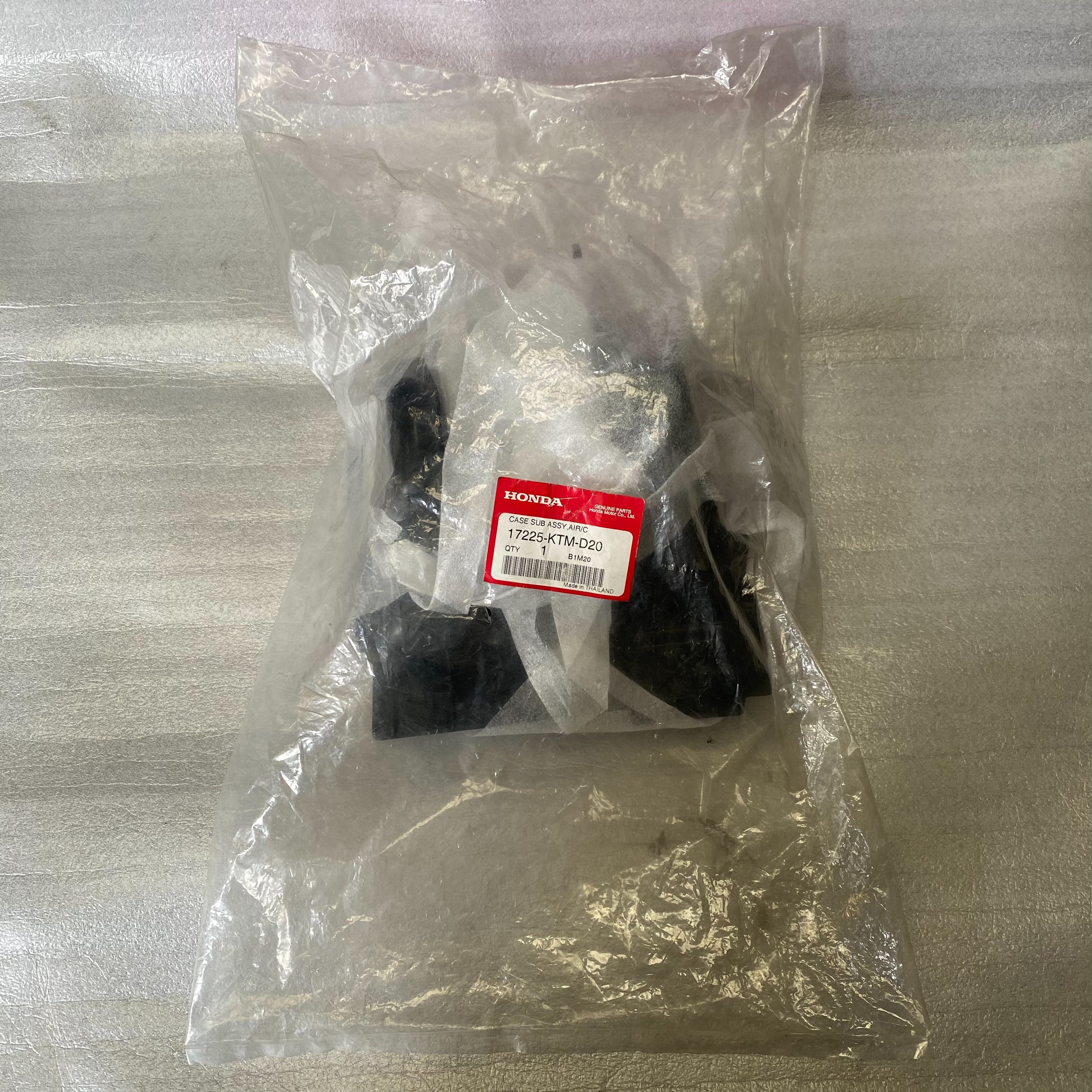 17225-KTM-D20 ชุดย่อยเรือนกรองอากาศ NF125C/MC/(C) อะไหล่แท้ HONDA W125iไฟเลี้ยวบังลมปี2005-2010