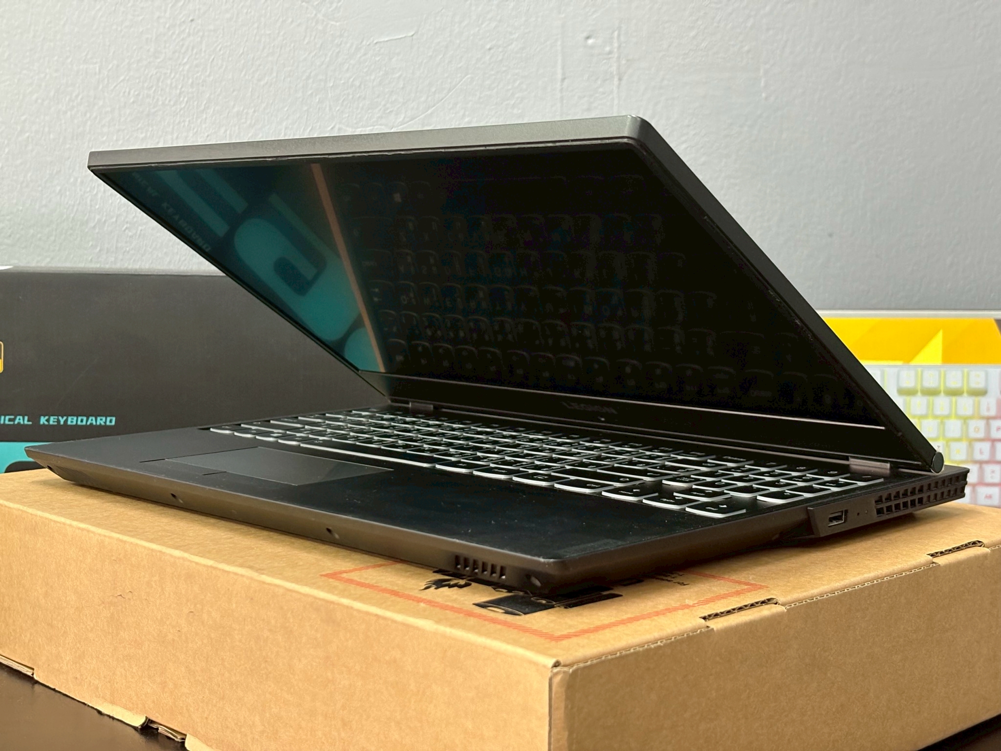 Lenovo LEGION Y540-15IRH-PG0-81SY00ARTA