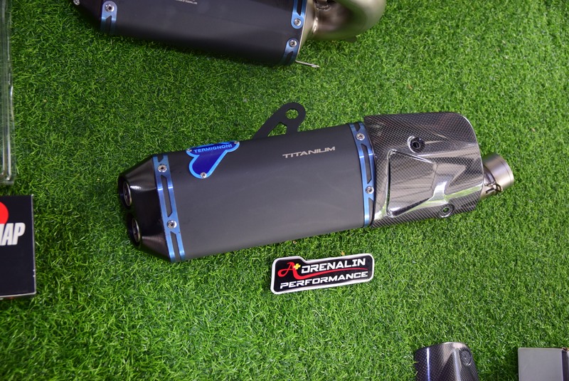 ท่อคู่ Termignoni สลิปออน ออกล่าง สำหรับ V4/V4s พร้อม กล่องจูน (For Exhibition only)