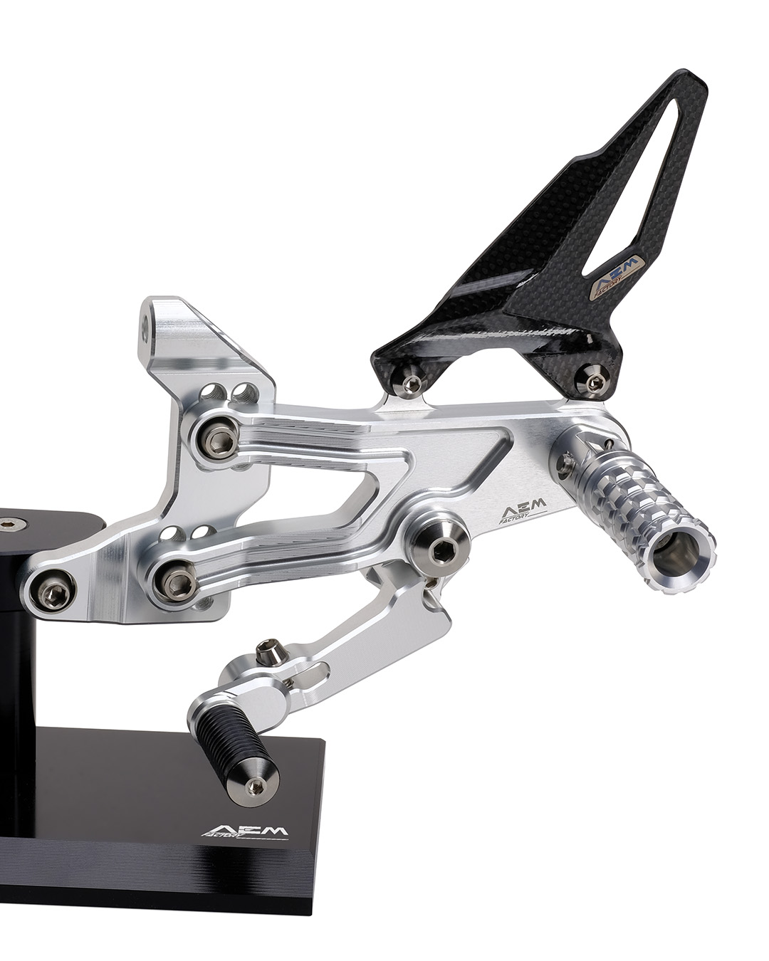 เกียร์ AEM สำหรับ Paniglae V4 2018+ Race1