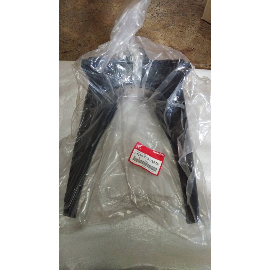 64390-KBP-750ZA ฝาครอบตัวถังกลางสีดำ DASH125 NEW แดช อะไหล่แท้ HONDA