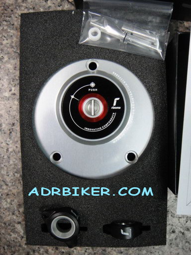 ฝาถังน้ำมัน Rizoma สวยงาม หรูหรา สำหรับ Yamaha R7