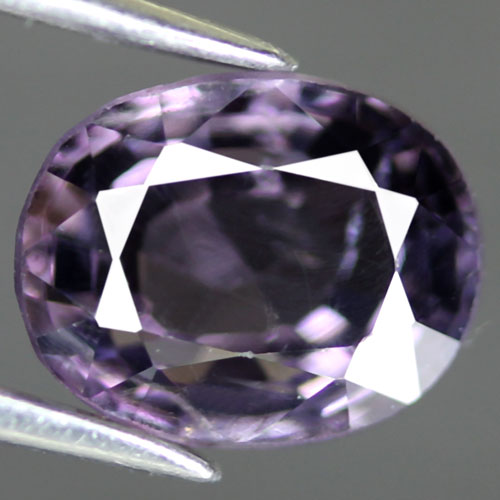 พลอยสปิเนล (Purple Spinel ) 1 กะรัตสีม่วงเข้ม