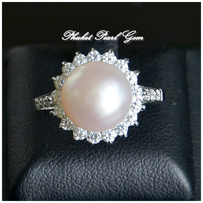 Elegance Silver Pearl Ring