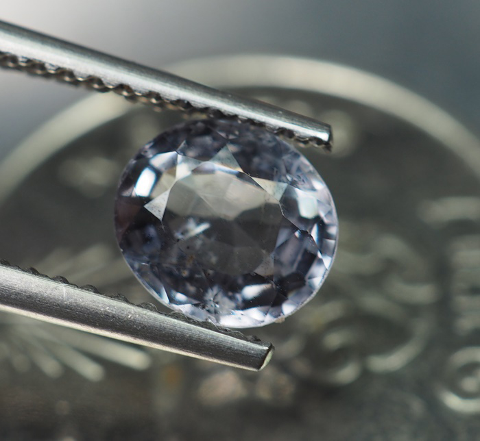 พลอยสปิเนล (Spinel) 1.05 กะรัตสีม่วง