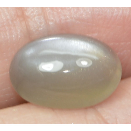 มูนสโตน (Moonstone) 3.25 กะรัตสีเทาสวย