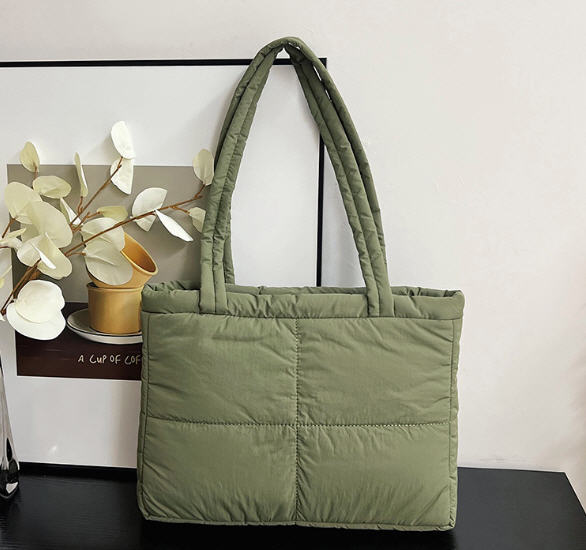 กระเป๋านุ่ม,กระเป๋าผ้านุ่ม,กระเป๋าผ้านุ่มกระเป๋าสะพาย,กระเป๋าสำหรับผู้หญิง,ขนาดเล็ก,ขนาดใหญ่