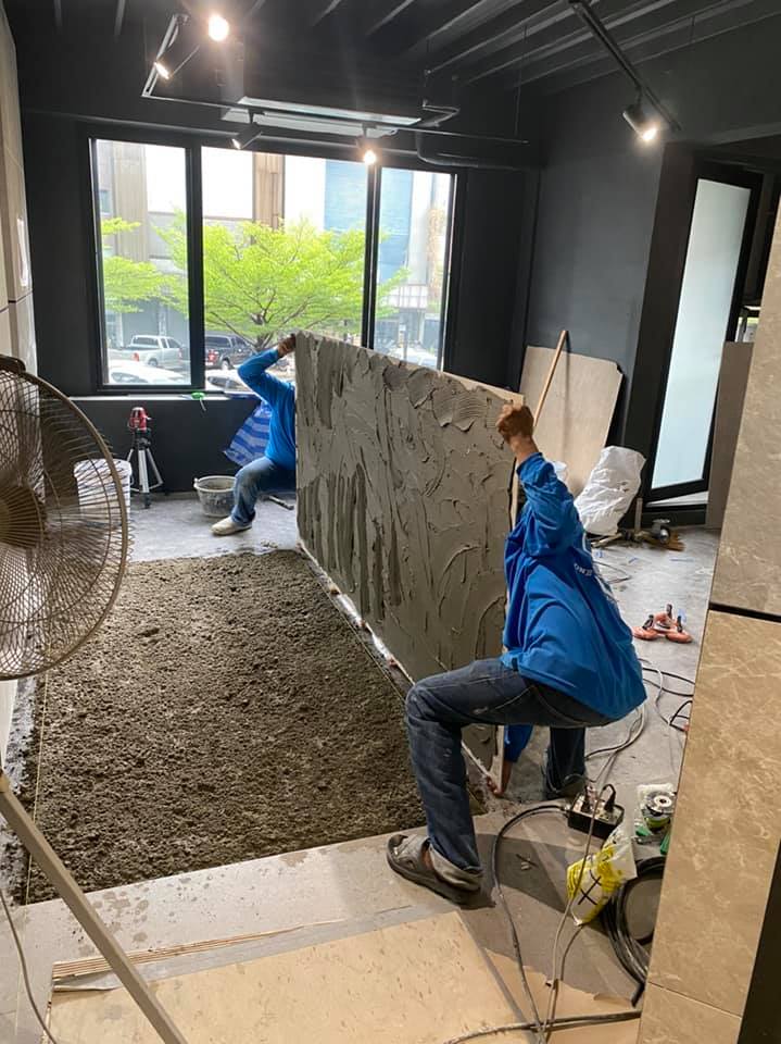 รับเหมาติดตั้ง กระเบี้อง หินอ่อน ขนาด 120x240 cm