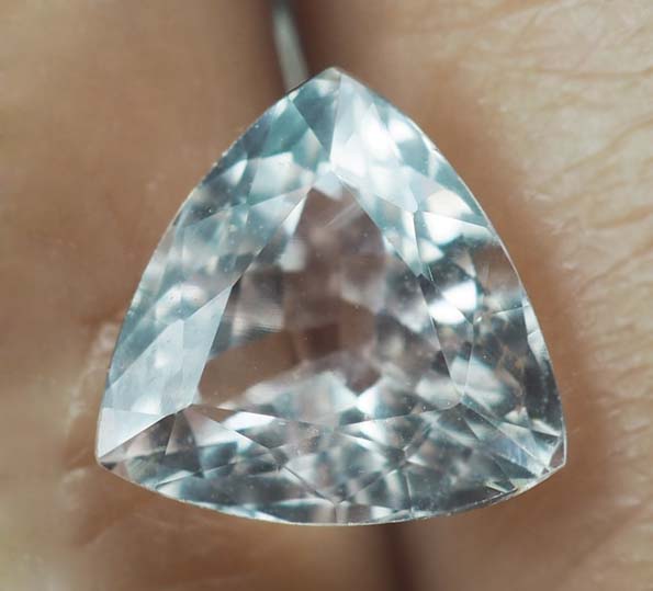 มอร์แกนไนท์ (Morganite) 1.10 กะรัต