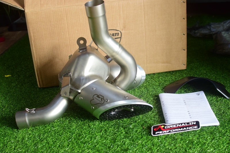 ท่อ Termignoni สำหรับ Ducati X-diavel (For Exhibition only)