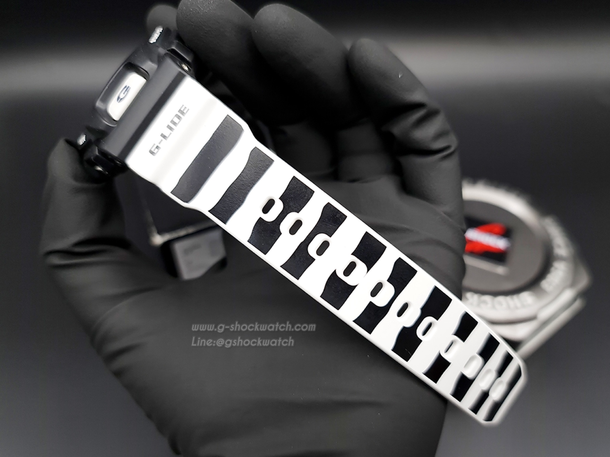 CASIO G-SHOCK นาฬิกาข้อมือ นาฬิกากันน้ำ นาฬิกาของแท้ ประกันศูนย์ CMG 1 ปี รุ่น GLX-6900SS-1J