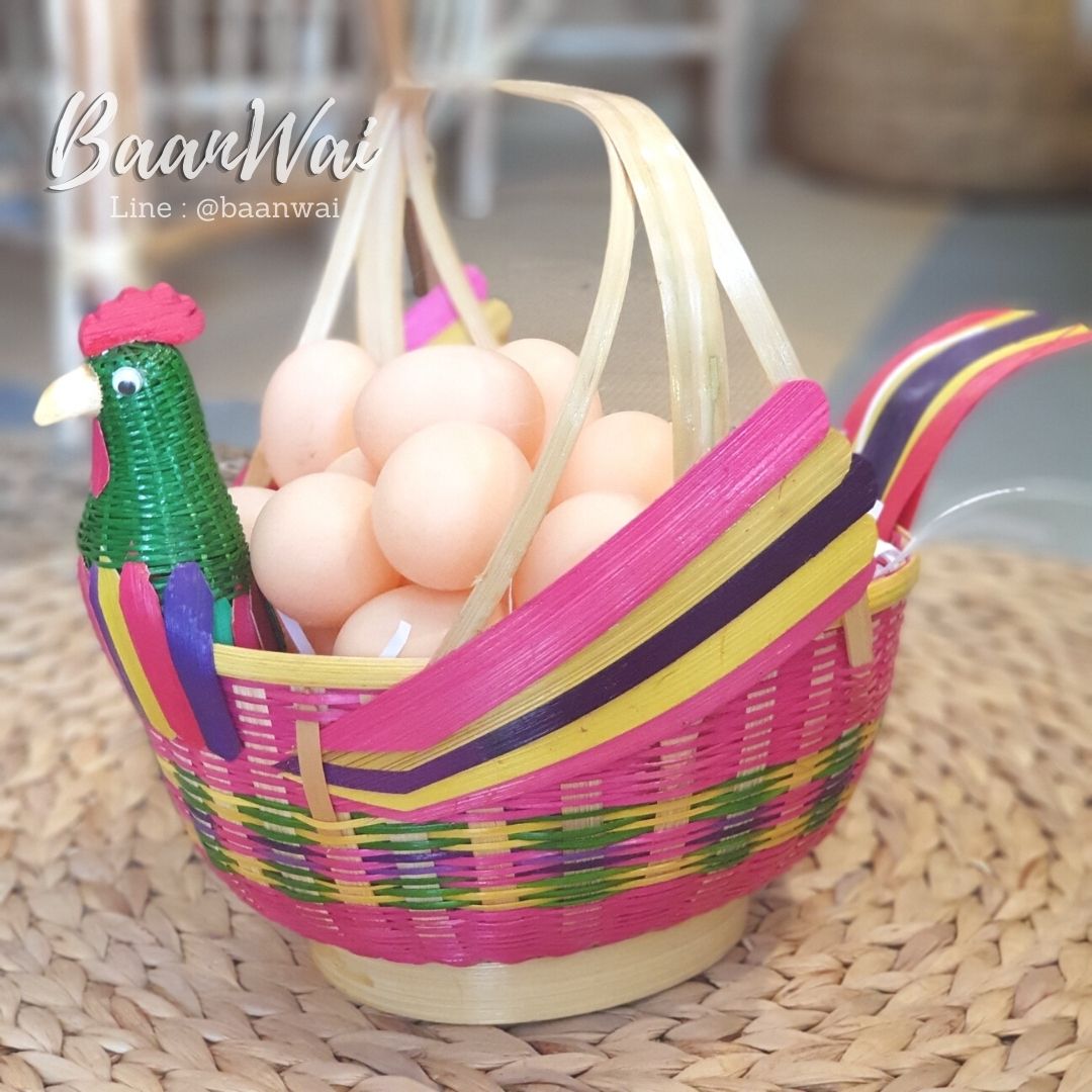 ตะกร้าไก่ ตะกร้าใส่ไข่ ตะกร้าไม้ไผ่ ตะกร้าไม้ไผ่สานทรงไก่ (Random)