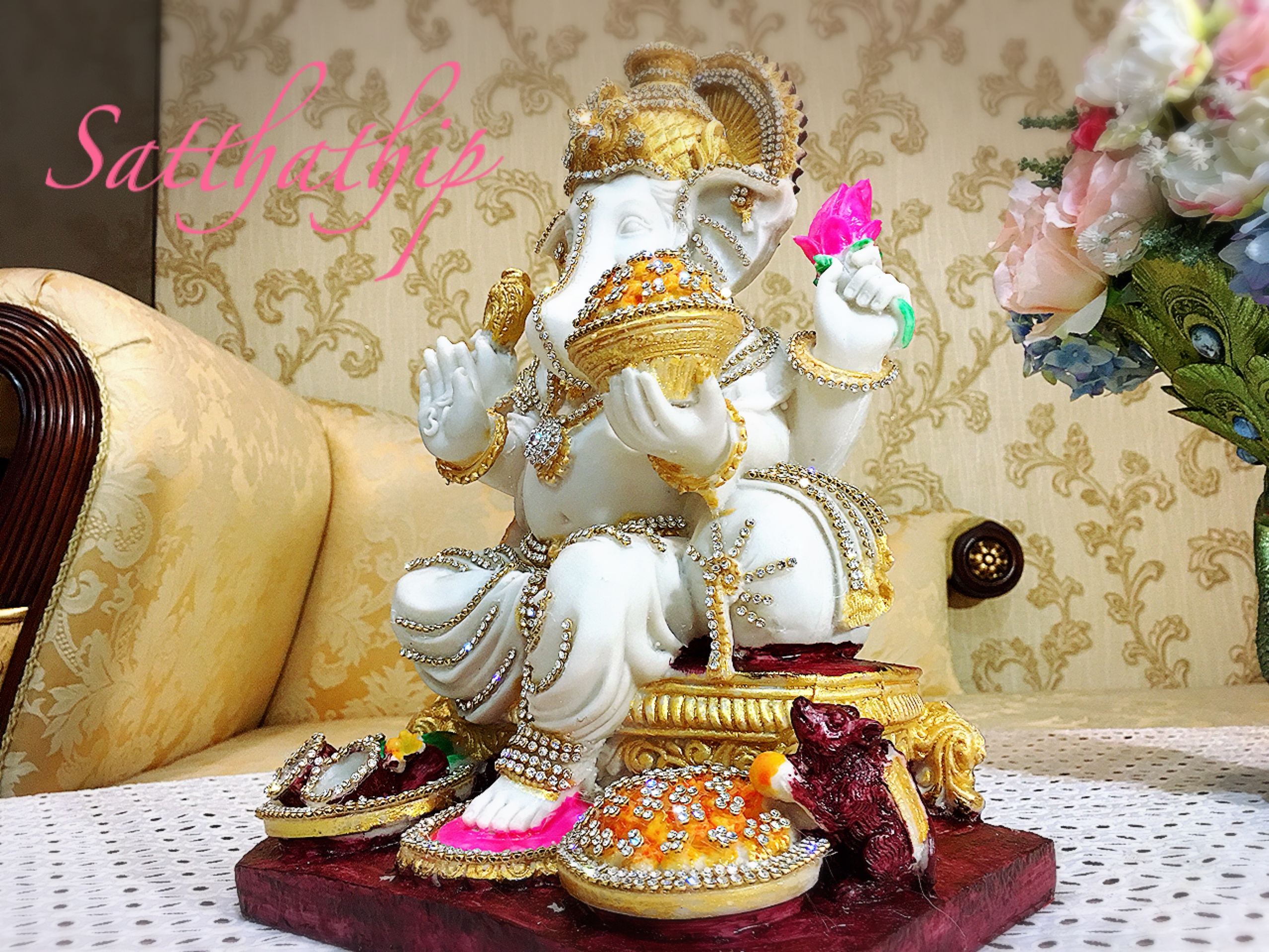 พระพิฆเนศ ปางประทานพร (เรซิ่น แต่งองค์) - Ganesha: Lord of Success
