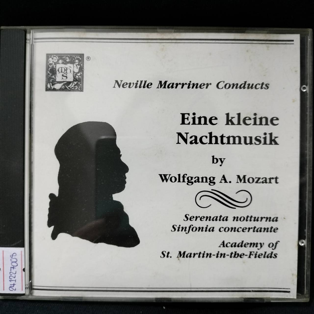 Wolfgang Mozart – Neville Marriner Conducts Eine kleine Nachtmusik by Wolfgang Mozart / USA / ปกมีจุดเหลือง / แผ่นดี