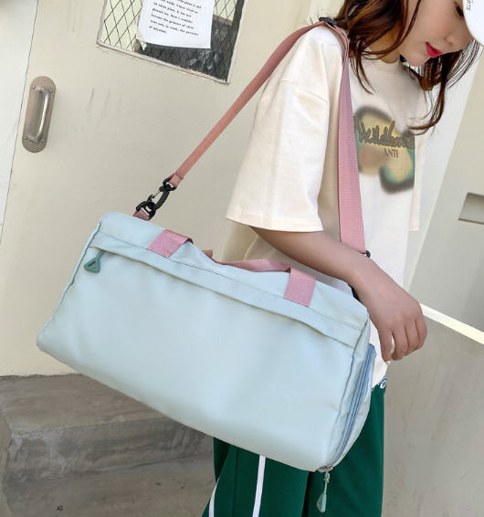 กระเป๋าใส่เสื้อผ้า,กระเป๋าเดินทาง,กระเป๋าออกกำลังกาย,กระเป๋าผ้า